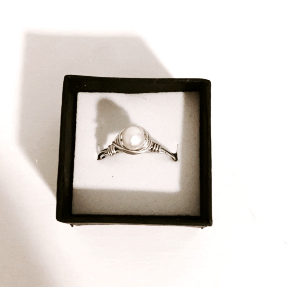 Handmade Wire Ring with Pearl!